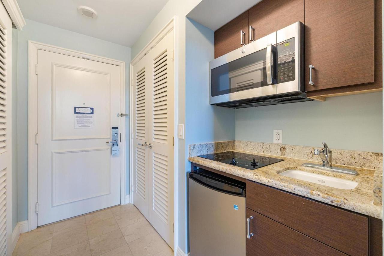 Charming 5 Star Condo Unit Situated At Ritz Carlton-Key Biscayne Miami Exterior foto